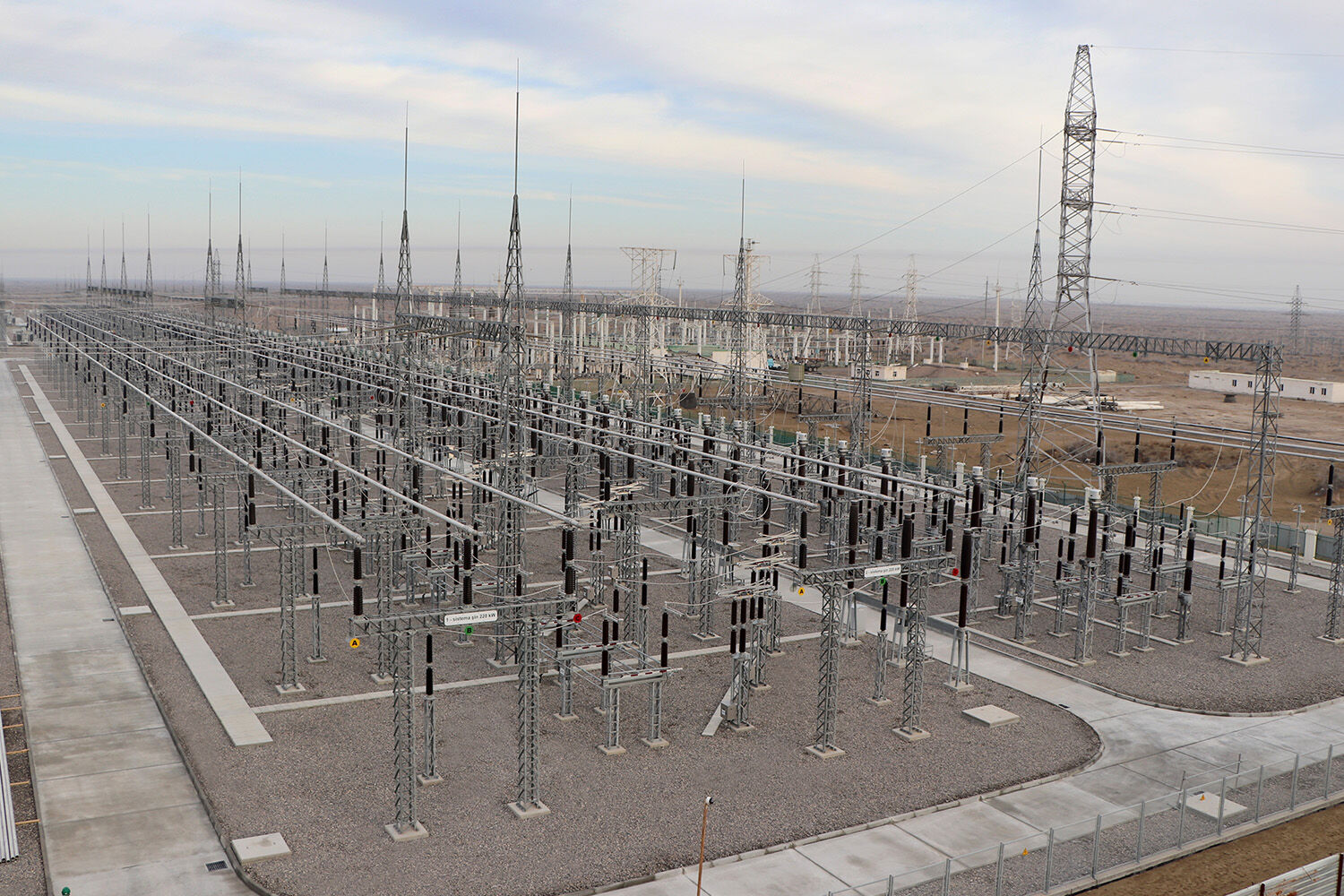 zerger-432-mw-simple-cycle-power-plant-gallery-2